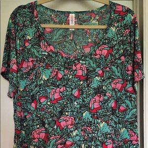 LuLaRoe NWT XL Classic Tee ~ slinky material ~